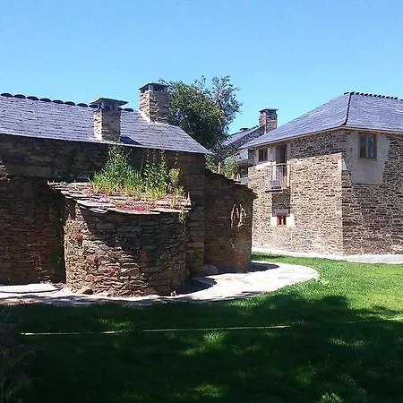 Casa Do Grilo Monfero