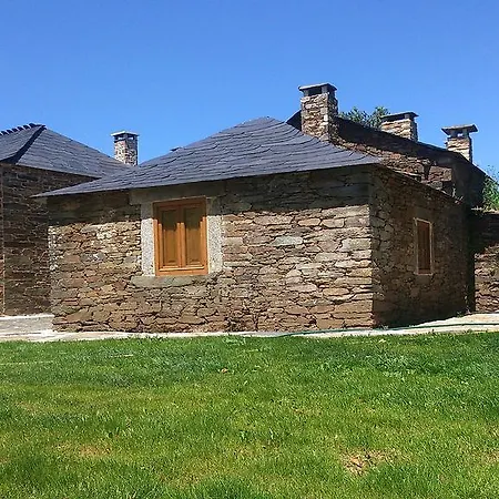 Casa Do Grilo Monfero