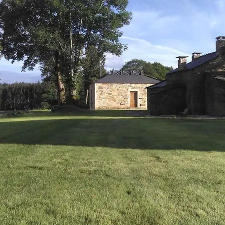 Casa Do Grilo * Monfero