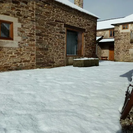 Casa Do Grilo Monfero