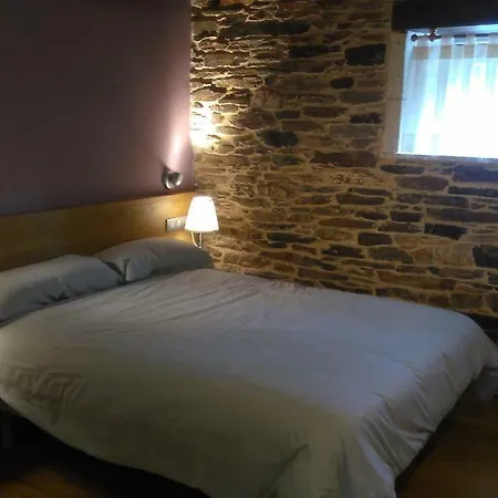 Casa Do Grilo Monfero